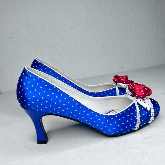 Bettie Page blue polka dot red bow pump - Picture 4 of 10